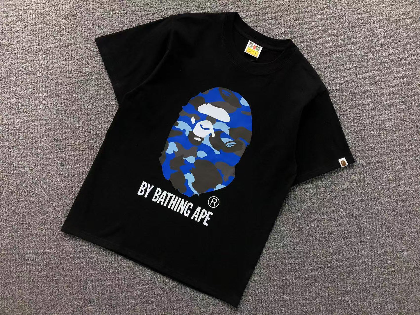 T-SHIRT BAPE