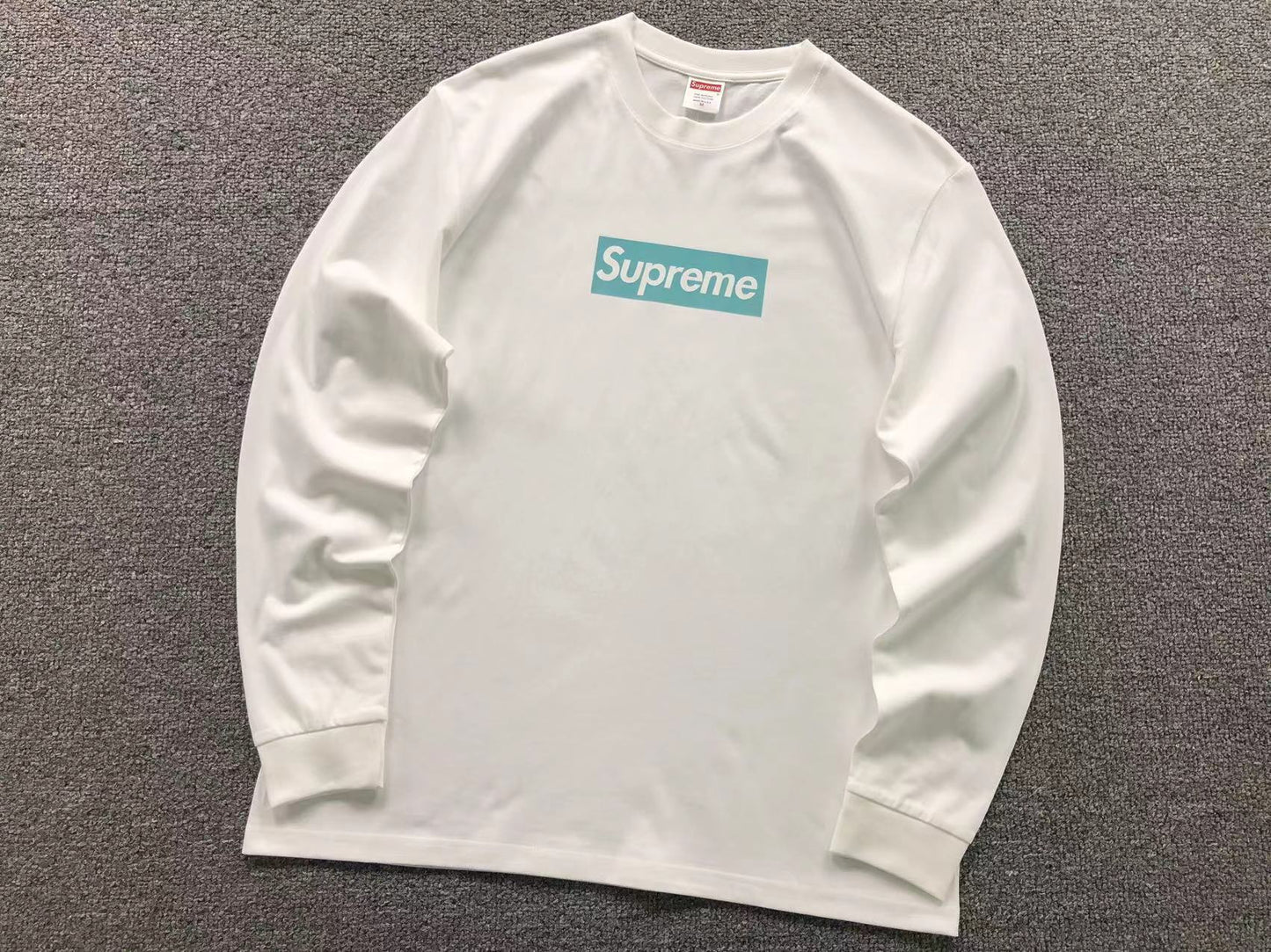 T-SHIRT SUPREEME LONGSLEEVE