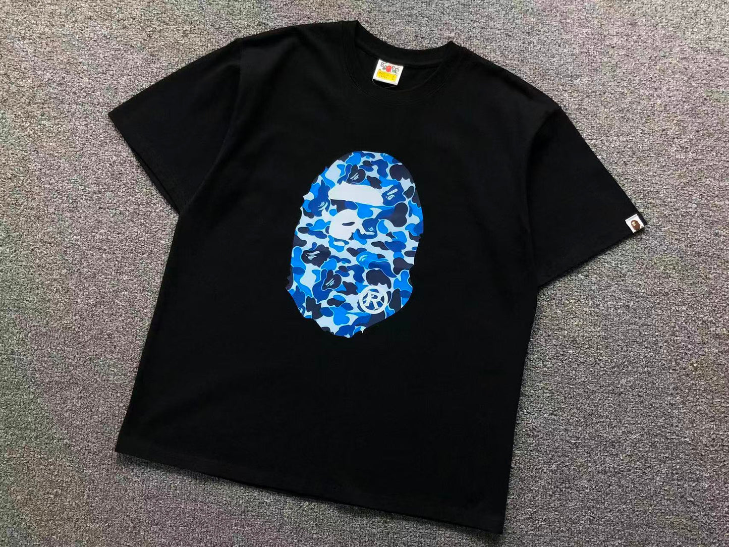 T-SHIRT BAPE