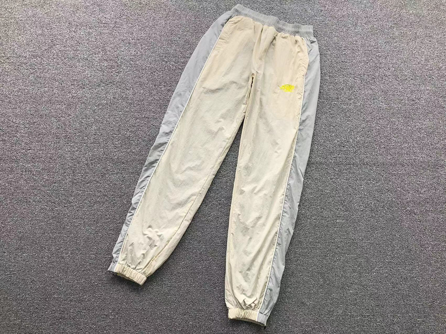 TRACKSUIT TUTA SYNA WORLD