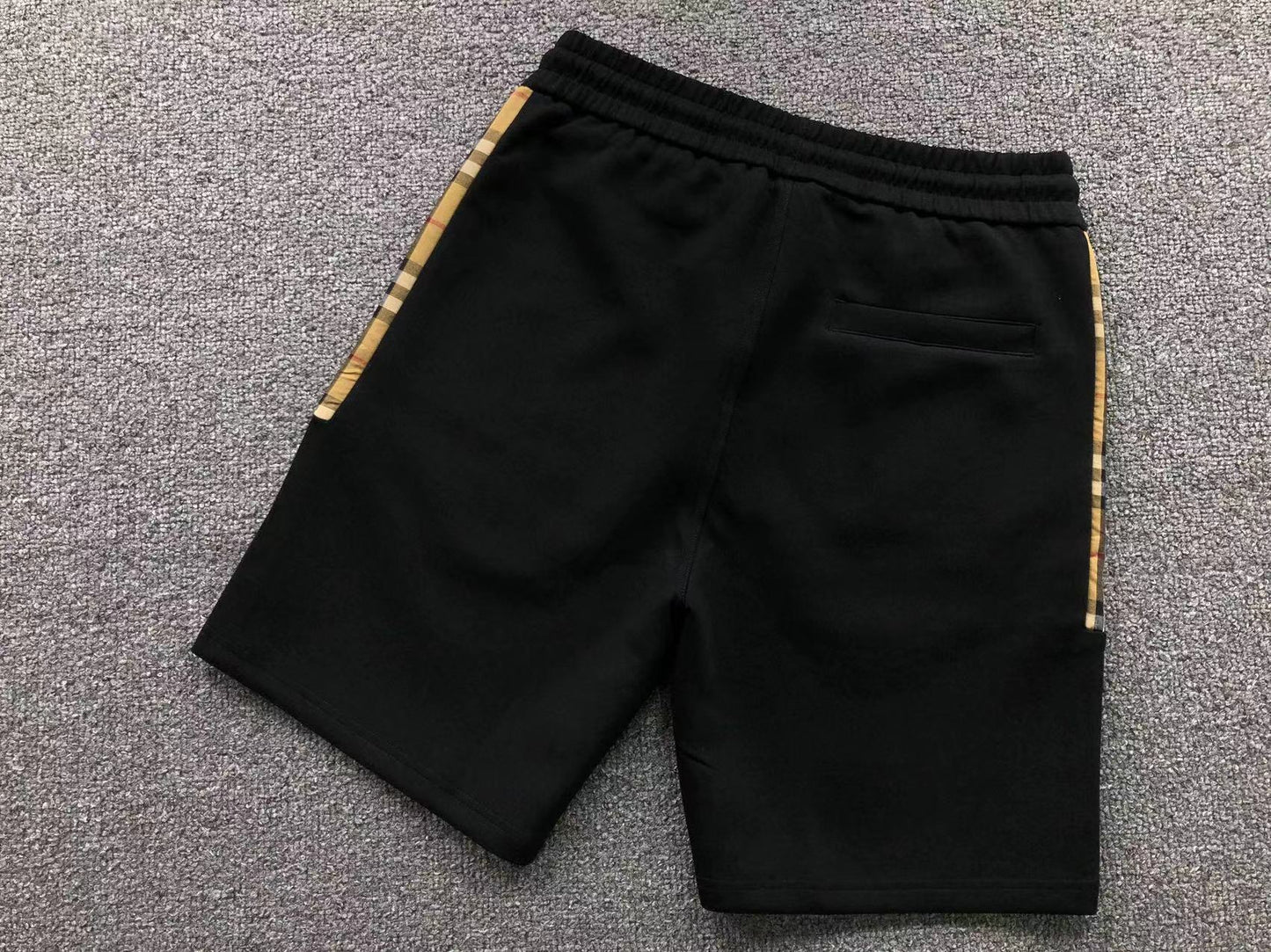 PANTALONCINI BURBERRY