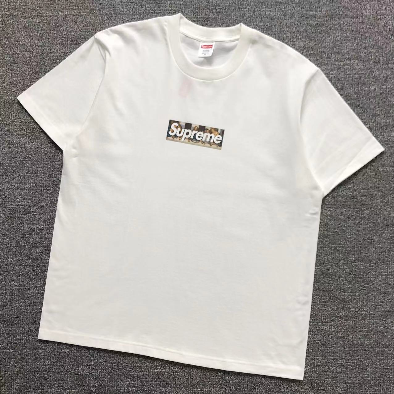 T-SHIRT SUPREME