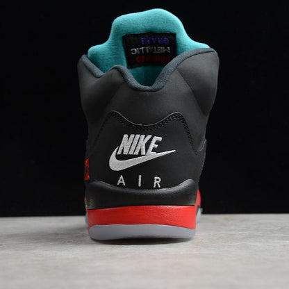 JORDAN 5