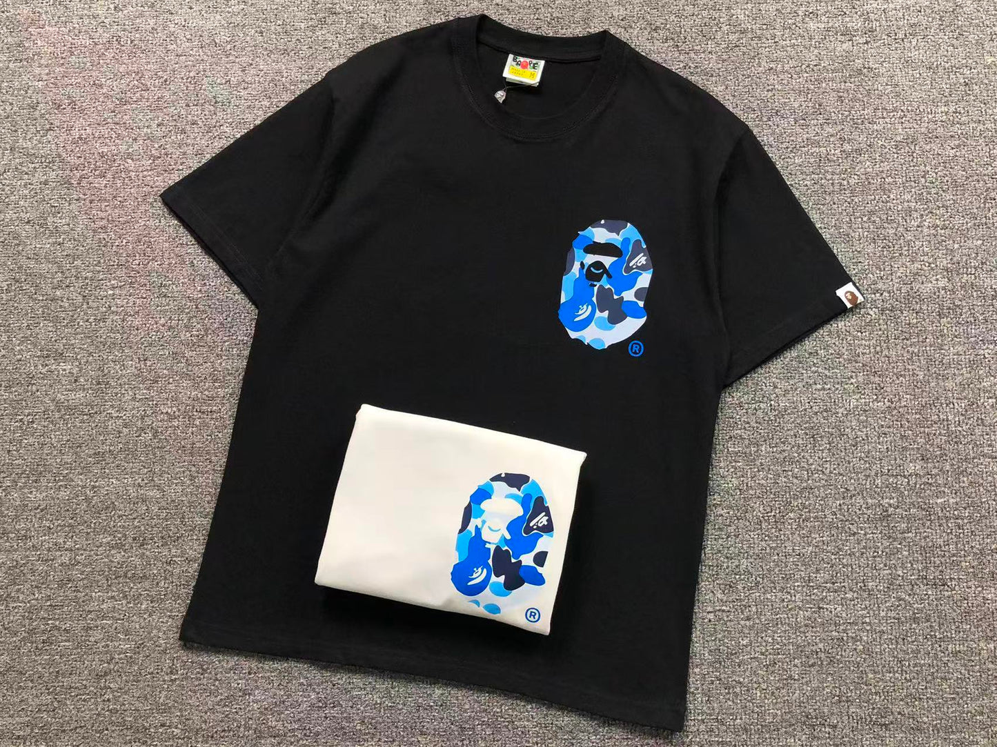 T-SHIRT BAPE x STUSSY