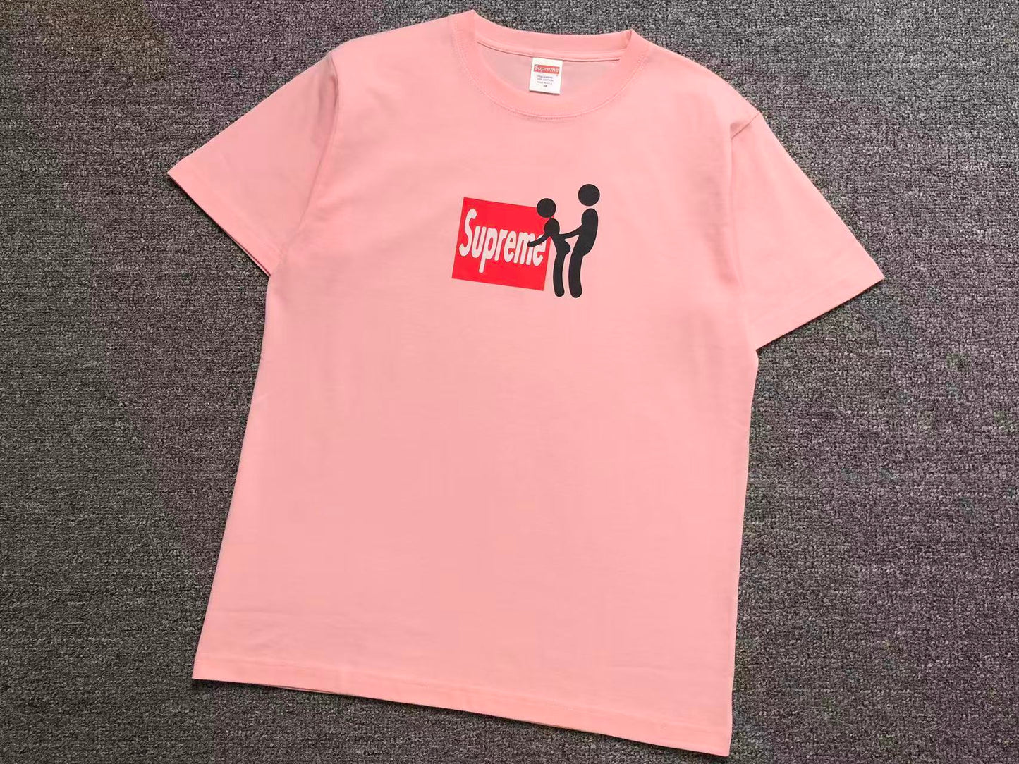 T-SHIRT SUPREME