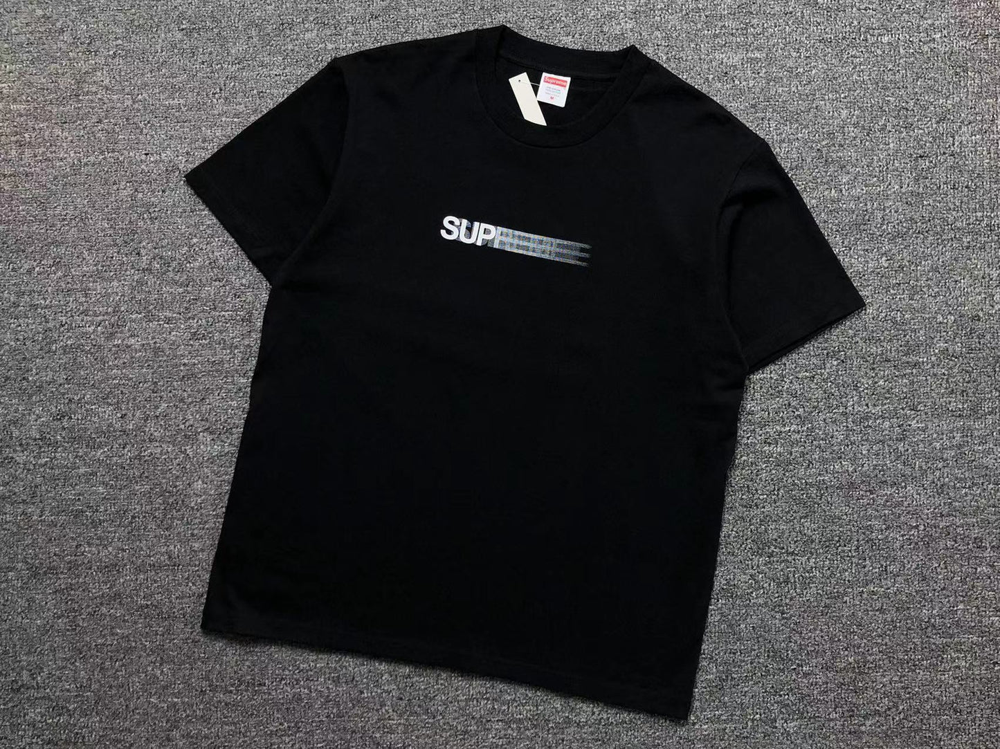T-SHIRT SUPREME