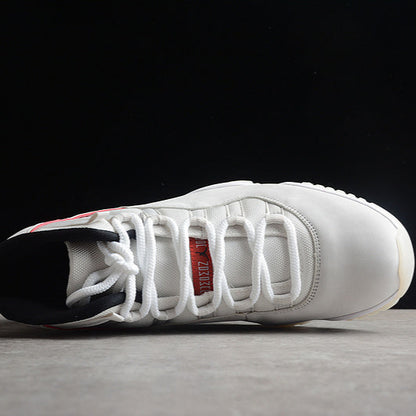 JORDAN 11