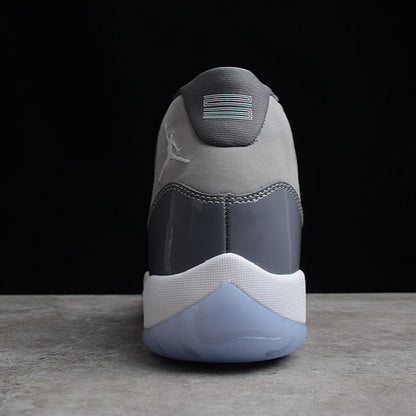 JORDAN 11