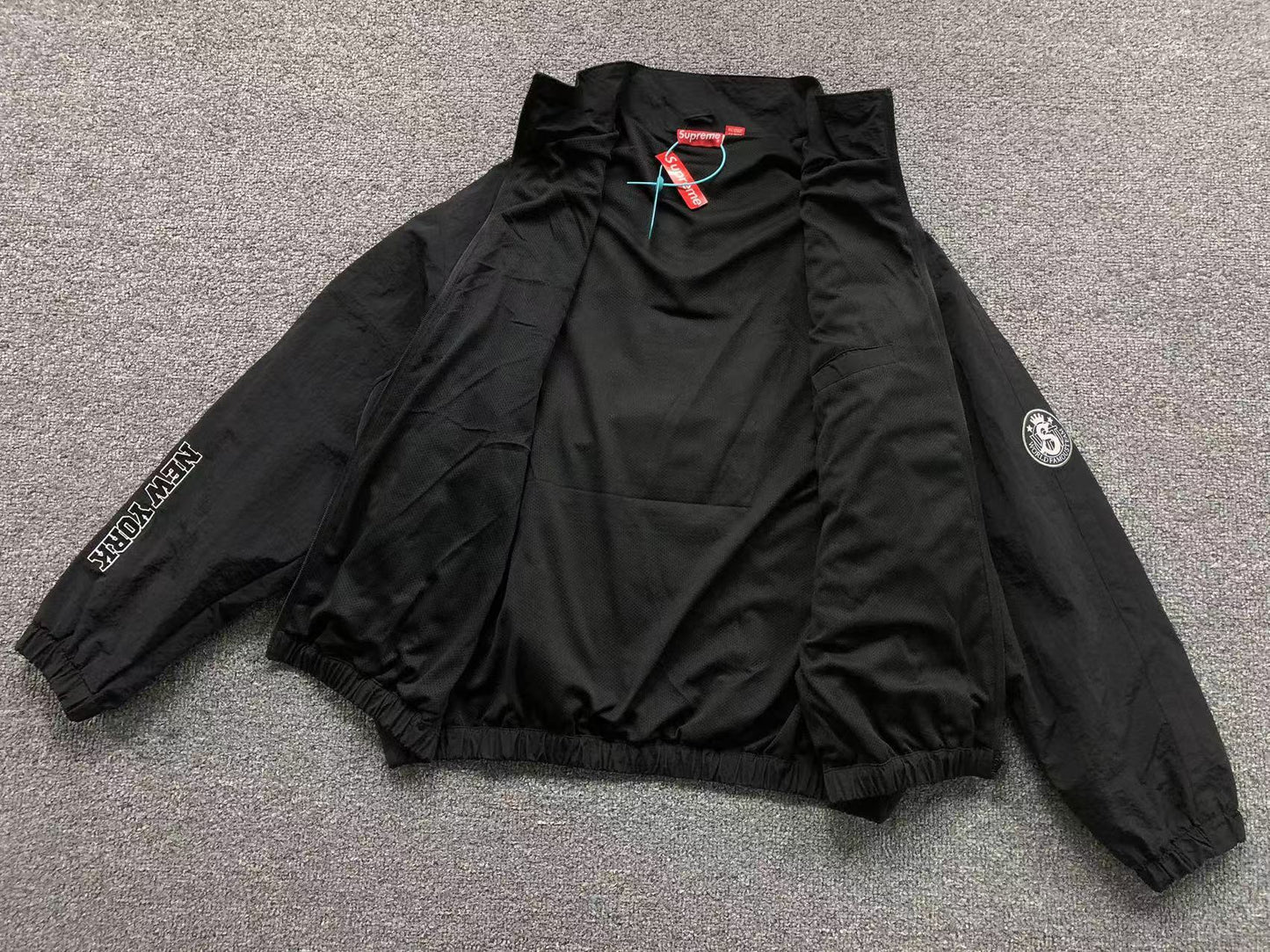 TRACKSUIT TUTA SUPREME