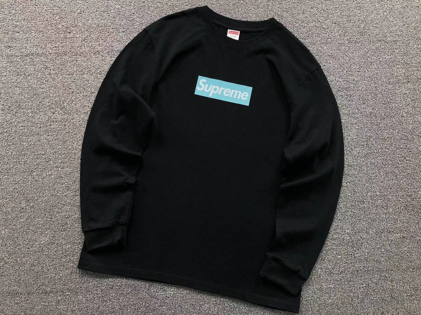 T-SHIRT SUPREEME LONGSLEEVE