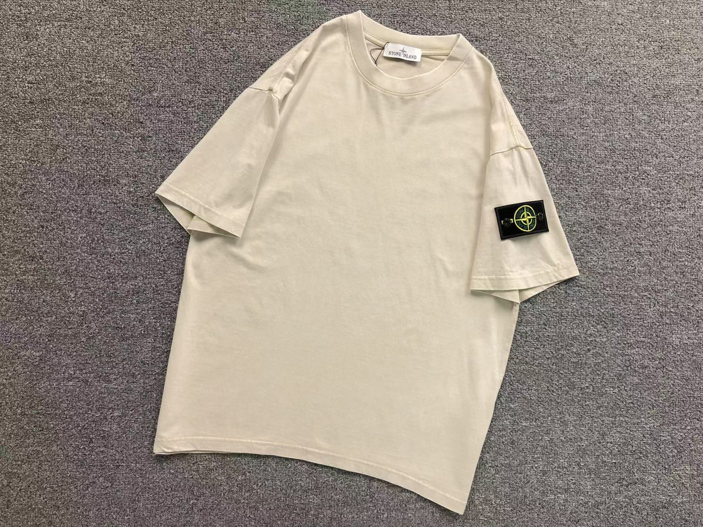 T-SHIRT STONE ISLAND