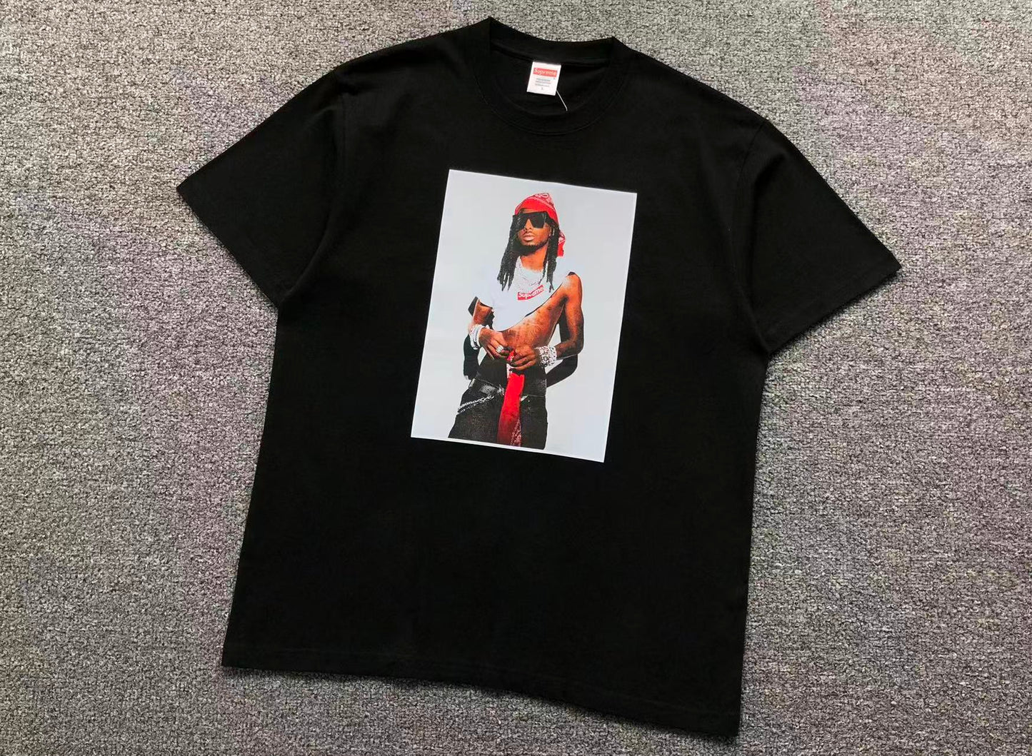 T-SHIRT SUPREME