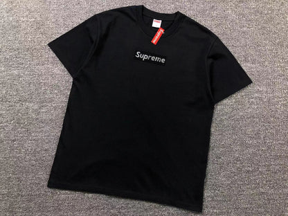T-SHIRT SUPREME