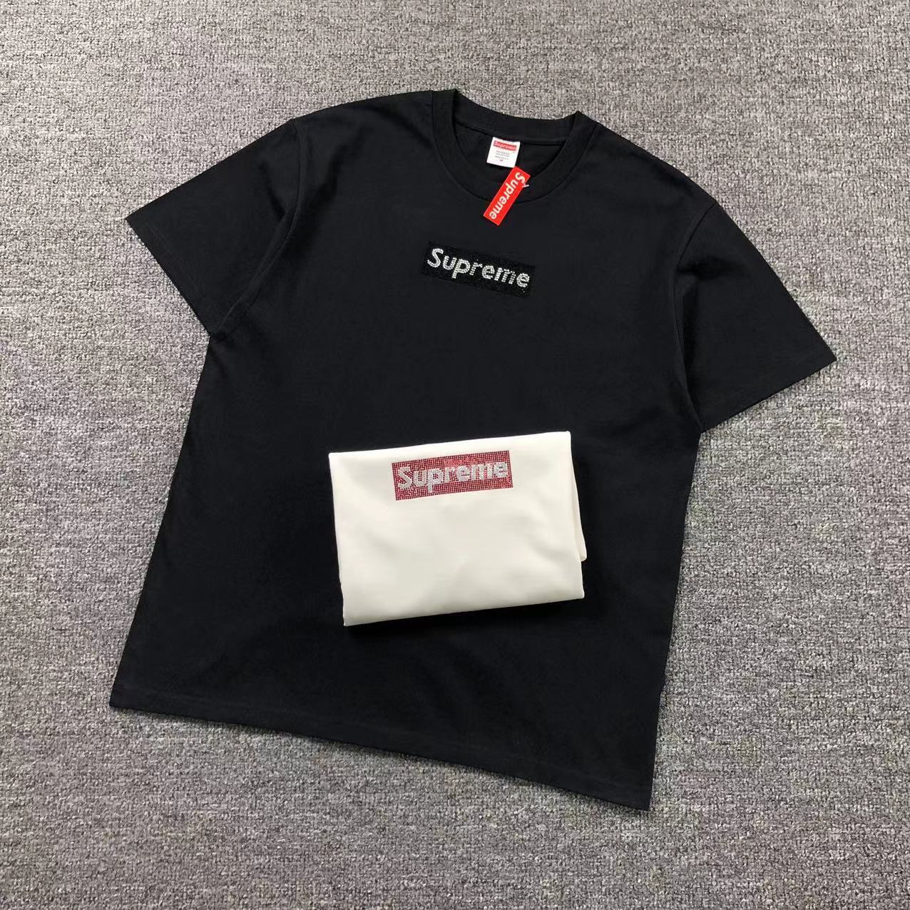 T-SHIRT SUPREME